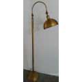 Hotel Project Dekorative antike Bronze Stehlampe